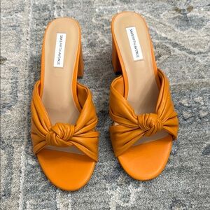 NWT Saks Fifth Avenue Orange Heeled Knotted Sandals